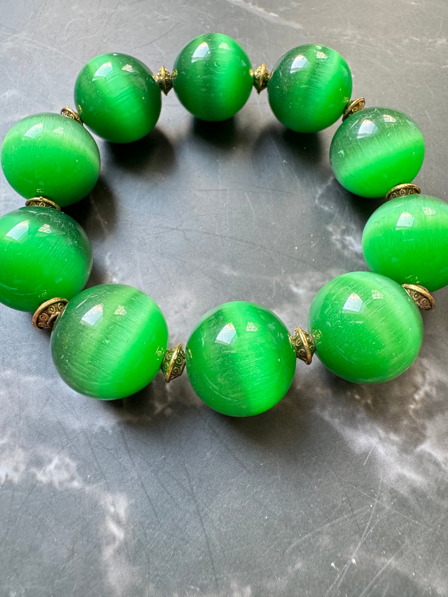 Green Cat-eyes Glass Beads Bracelet